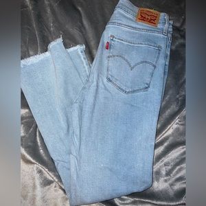Light wash jeans